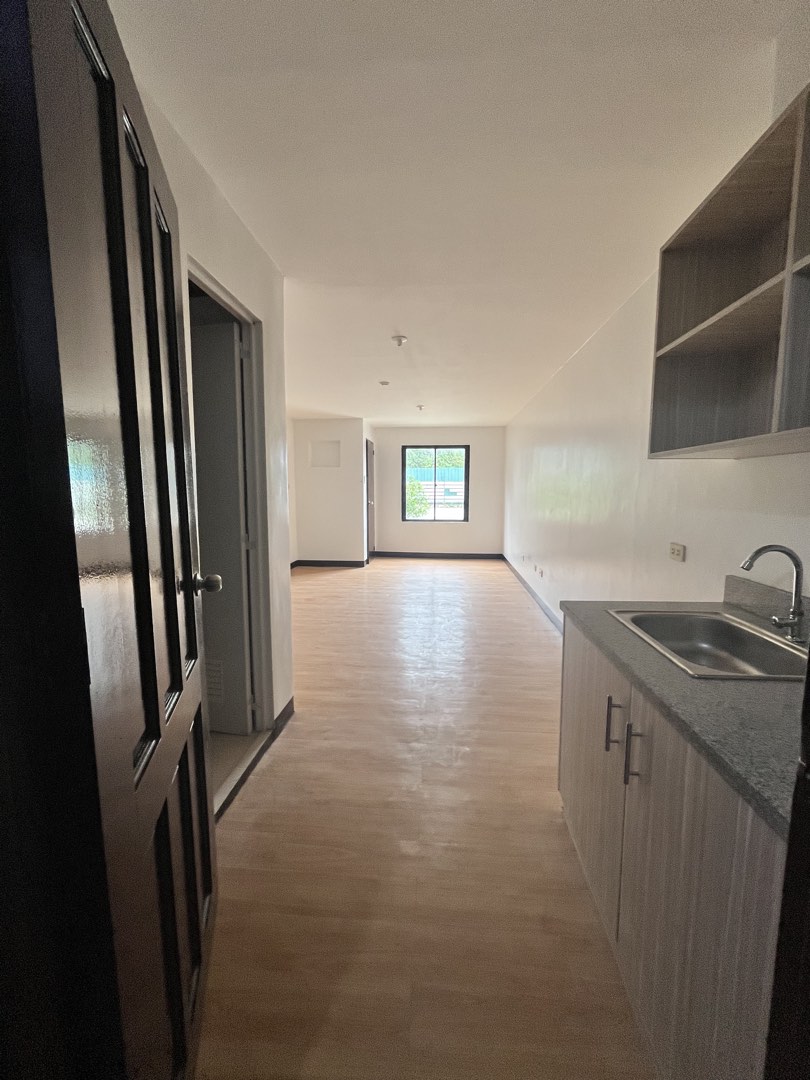 (Category: ) located in . Submitted by arjay0180 (Listing ID 1468156235, Image 1). Description: .