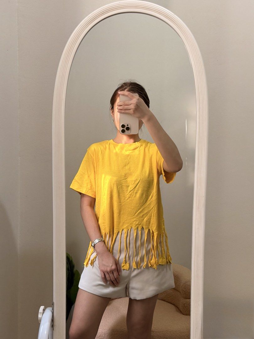 Stylish Mustard Yellow Anko Top (Category: Blouses) located in Quezon City. Submitted by kaye_oineza (Listing ID 1468236472, Image 2). Description: 🌼 Stylish Yellow Top Medium-Semi Large Brand: ANKO.
