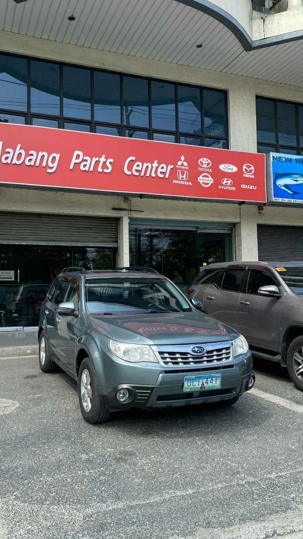 Subaru Forester 2.0 i (A) (Category: Used Cars) located in Taytay. Submitted by archie2427 (Listing ID 1468282454, Image 1). Description: FOR RUSH SALE!!! selling for a friend -subaru forester sh 2012 -fb20 engine 2.0l AWD -automatic transmission -all stock exterior & interior -odo - 12x,xxx -newly change oil (ravenol) & atf (subaru atf) -bago palit spark plug & ignition coil -bagong linis aircon & cabin filter -tires 95% tread life michelin -kak