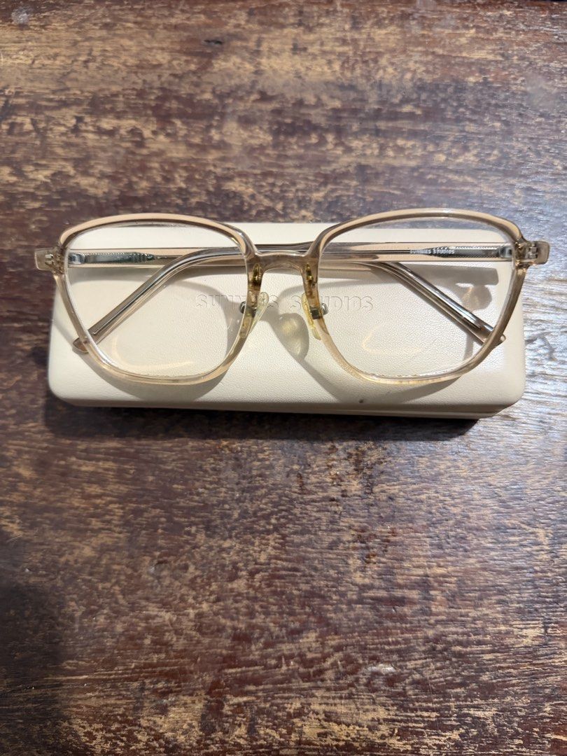 Sunnies Specs Jensen (Category: Sunglasses & Eyewear) located in Manila. Submitted by pjdvd (Listing ID 1468166295, Image 1). Description: -2.00 grade.