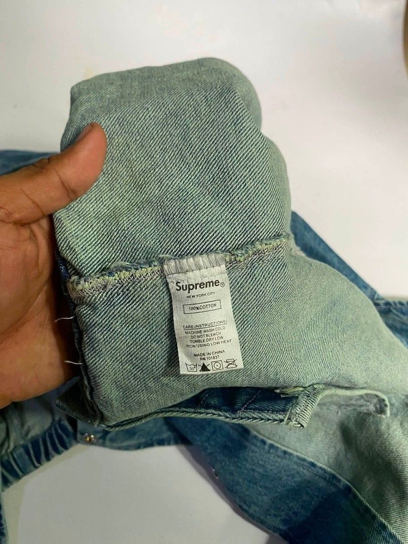Supreme Denim Coach Jacket Blue Size L (Category: Coats, Jackets and Outerwear) located in San Juan City. Submitted by findmorelux (Listing ID 1467786453, Image 3). Description: - Brand: Supreme - Item: Denim Coach Jacket - Color: Blue wash with dark navy embroidered chest branding - Size: Large (L) - Material: 100% Cotton - Features: Snap button front, collared neckline, elasticized cuffs and hem, red box logo tag - Condition: Brand new / Excell