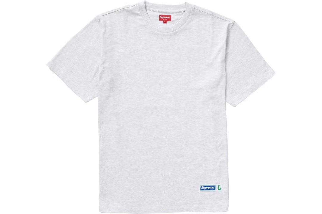 Supreme Grey Box Logo Tee Size L (Category: Tshirts & Polo Shirts ) located in Davao. Submitted by vernoneighty4 (Listing ID 1468156427, Image 1). Description: - Brand: Supreme - Color: Grey - Size: Large W21 L28 - Material: 100% Cotton (Made in China) - Details: Classic red neck tag, colorful woven Supreme logo patch near the bottom hem - Fit: Standard short sleeve crewneck - Condition: Brand new / Excellent - Mode of Payment: GCash, BPI, or COD