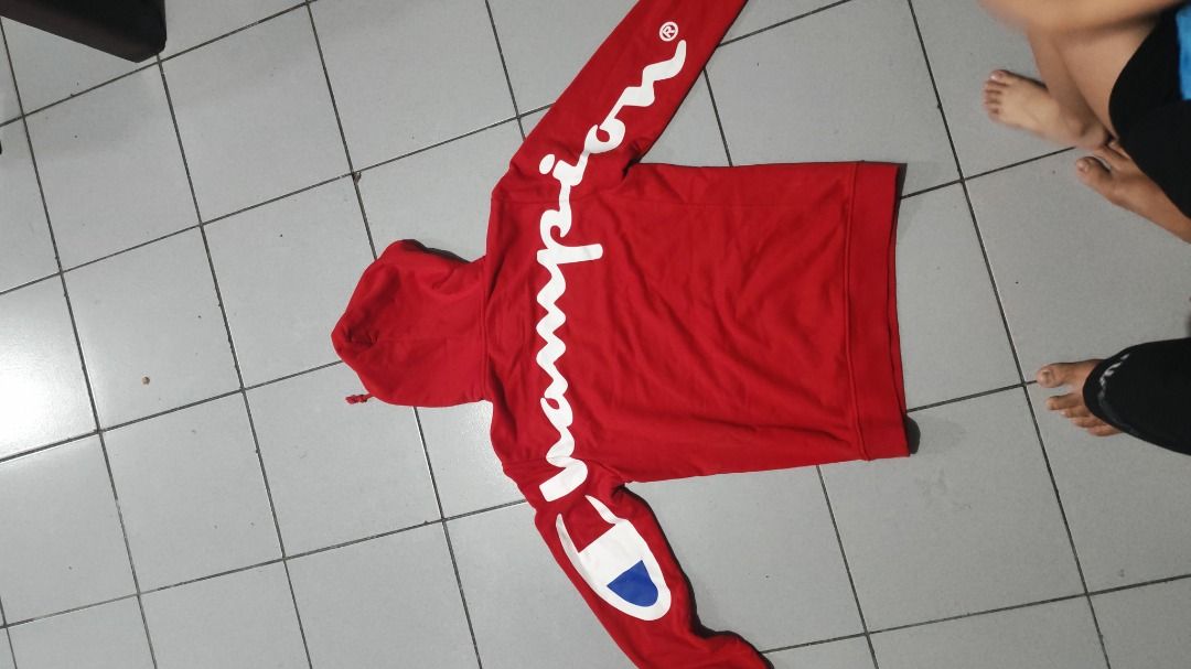 Supreme x Champion Red Hoodie Small (Category: Hoodies) located in Quezon City. Submitted by drift_and_vibe_thrift (Listing ID 1468060089, Image 1). Description: - Authentic Supreme x Champion collaboration - Color: Bright Red - Size: Small (S) - Bold white Champion text branding on the right sleeve - Signature co-branded woven patch and inner neck labels - Classic front kangaroo pocket and adjustable drawstring hood - 100% Legit, buy with confid