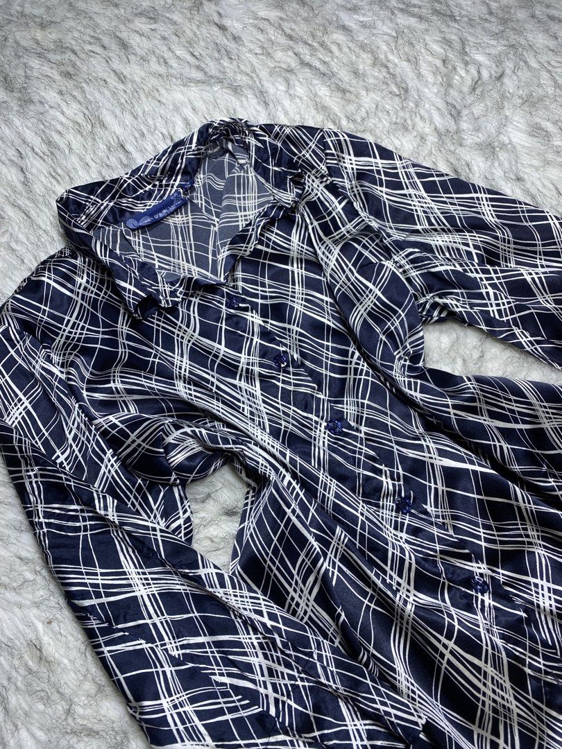 Susan graver (xlarge) (Category: Undergarments & Loungewear) located in Manila. Submitted by csjlgen (Listing ID 1468122956, Image 3). Description: .