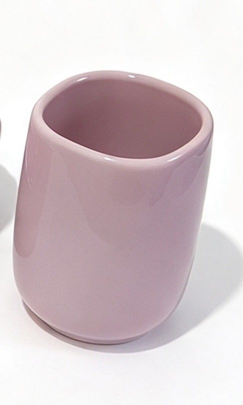 Swan Bathroom Set (Category: Bathroom & Kitchen Fixtures) located in Bulacan. Submitted by gjeen (Listing ID 1468096220, Image 3). Description: *the color may change due to lighting.
