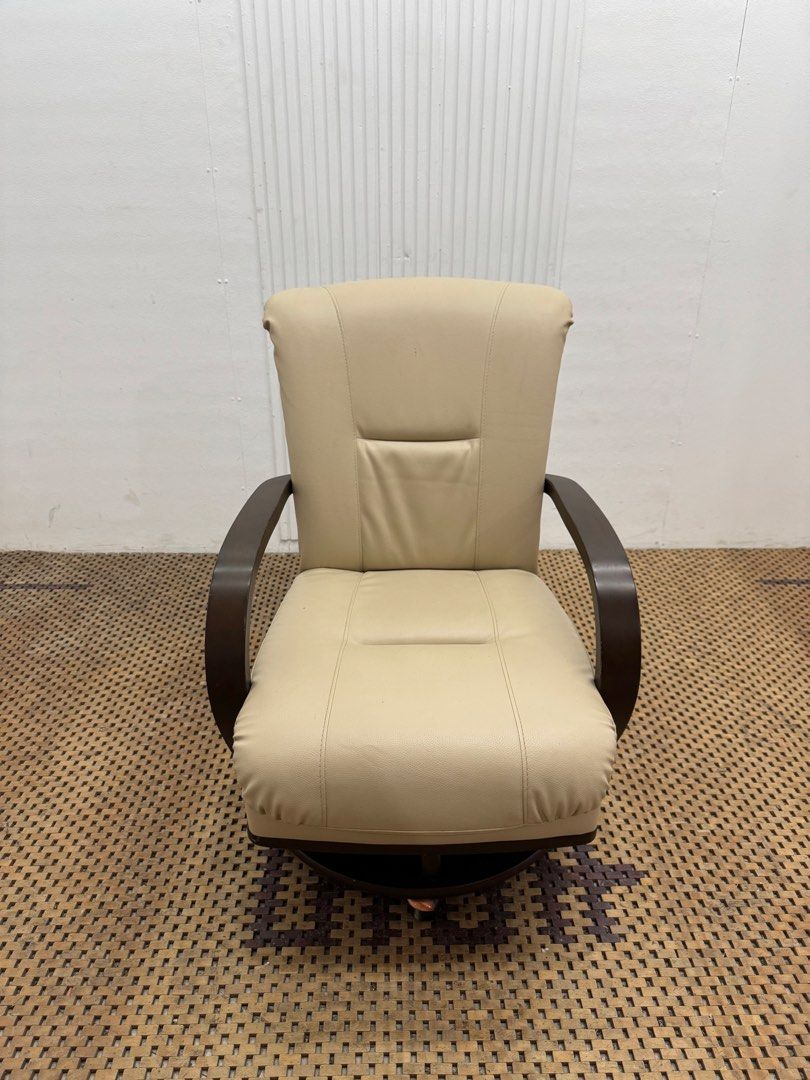 Swivel chair (Category: Chairs) located in Quezon City. Submitted by matetdevis13 (Listing ID 1468085462, Image 2). Description: Beige Upholstered Swivel Lounge Chair with Wooden Armrests Price: 4,900 L23.5 x W25 x H33/15.5 In good condition Code MJS20-RP73.