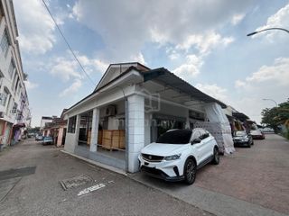 (Category: ) located in . Submitted by lohleepeng (Listing ID 1457127545, Image 1). Description: .