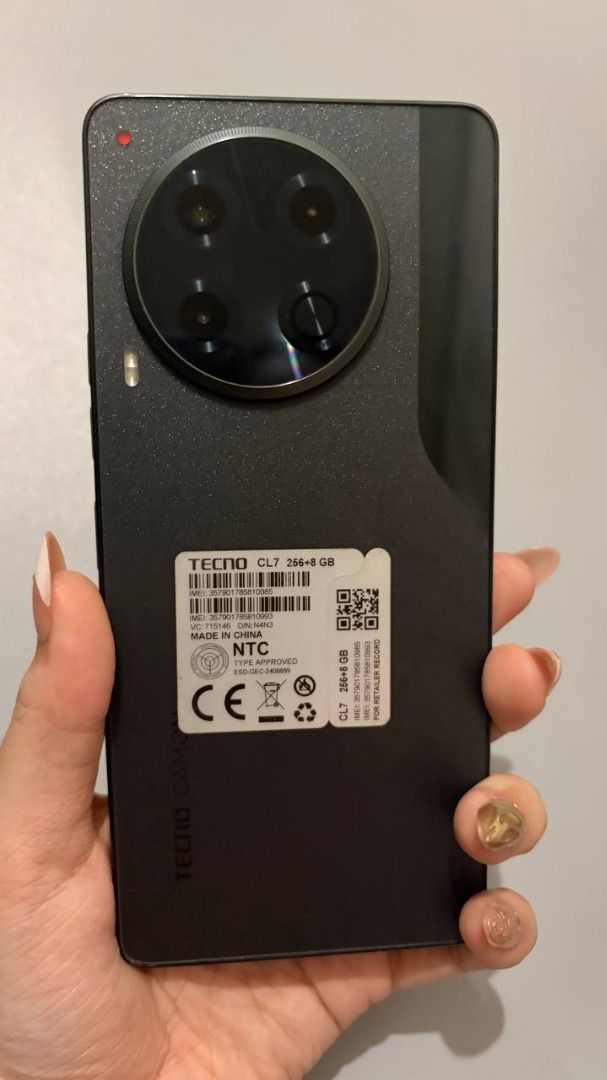 TECNO CAMON 30 5G (Category: Android Others) located in Calamba. Submitted by xyosh (Listing ID 1468141835, Image 3). Description: • 6.78-inch FHD+ AMOLED, 1080 x 2436 pixels resolution, 120Hz refresh rate • MediaTek Dimensity 7020 (6nm), octa-core (2x 2.2 GHz Cortex-A78 & 6x 2.0 GHz Cortex-A55) • GPU: IMG BXM-8-256 • 8GB RAM + 8GB RAM support • 256GB internal storage • 50MP main camera with OIS + 2MP depth sensor / AI lens • 50MP eye-tracking au