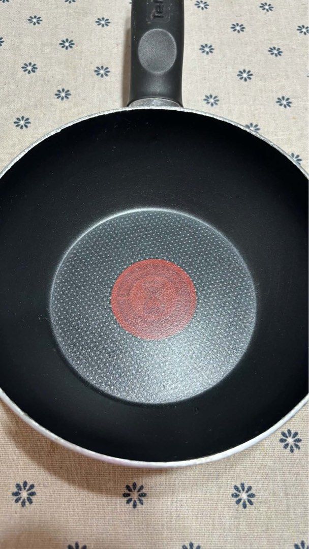 Tefal wokpan (Category: Other Kitchenware & Tableware) located in San Mateo. Submitted by kusinaninanan (Listing ID 1468167748, Image 3). Description: Brande Tefal Wokpan 16cm Made in France Non stick coating Minimal sign of usage… .