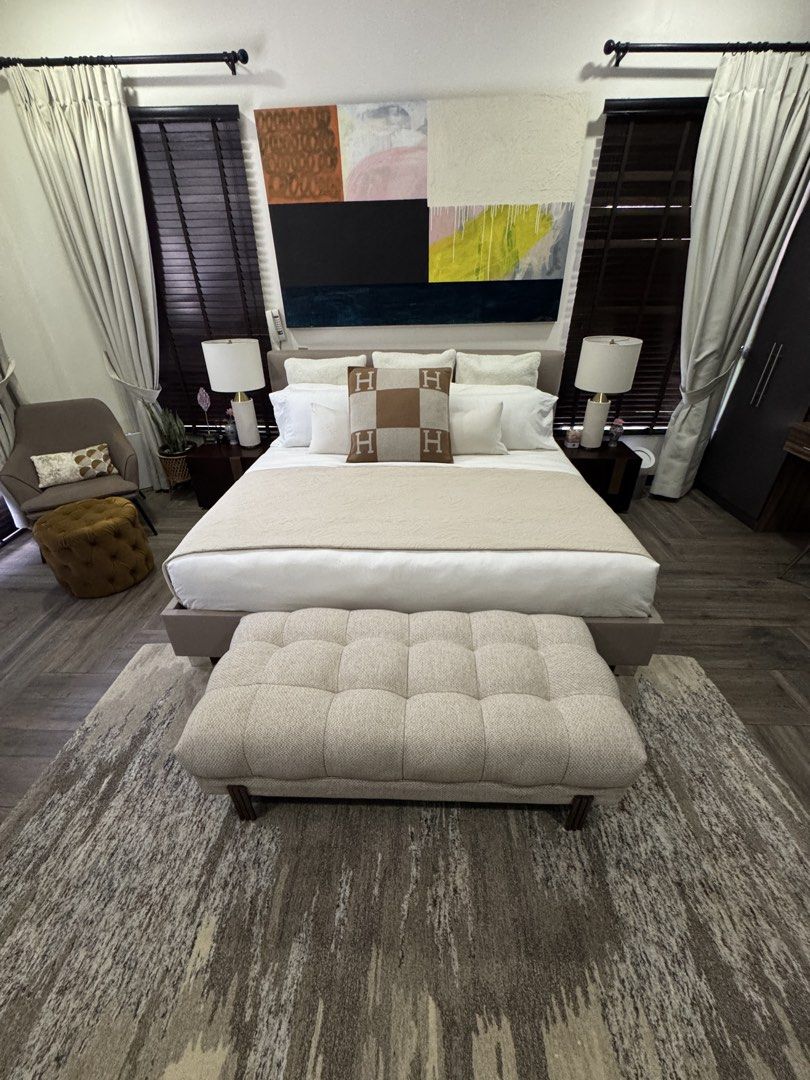 tempur prestige bed king xl complete set (Category: Bed Frames & Mattresses) located in Manila. Submitted by adamomaras54034 (Listing ID 1468089447, Image 3). Description: like new .