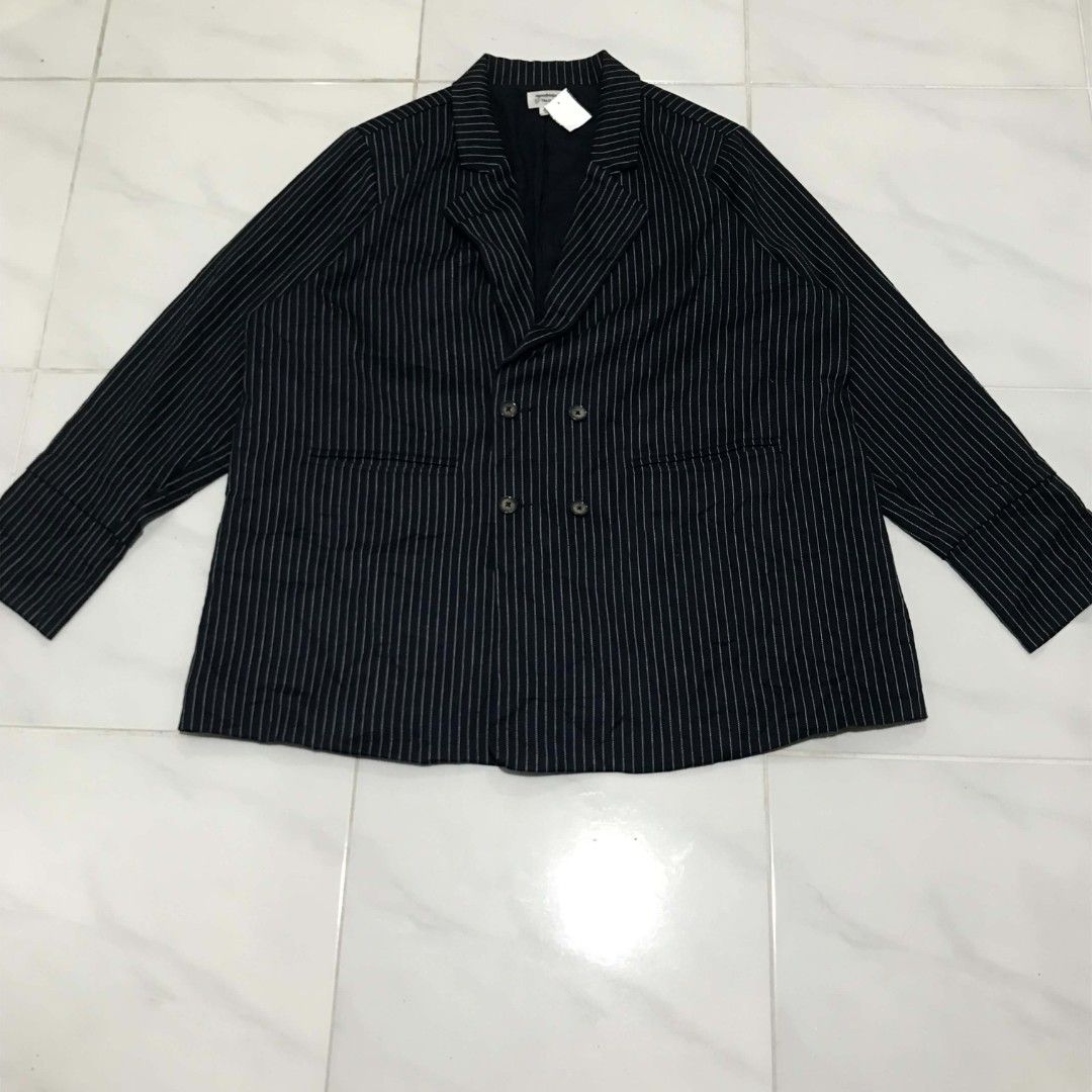 THE DROP COAT BLAZER SUIT FORMAL 2XL (Category: Coats, Jackets and Outerwear) located in Cavite. Submitted by justthrift06 (Listing ID 1468178627, Image 1). Description: DIMENSION 26X33 GOOD CONDITION SHIPPING NATIONWIDE.