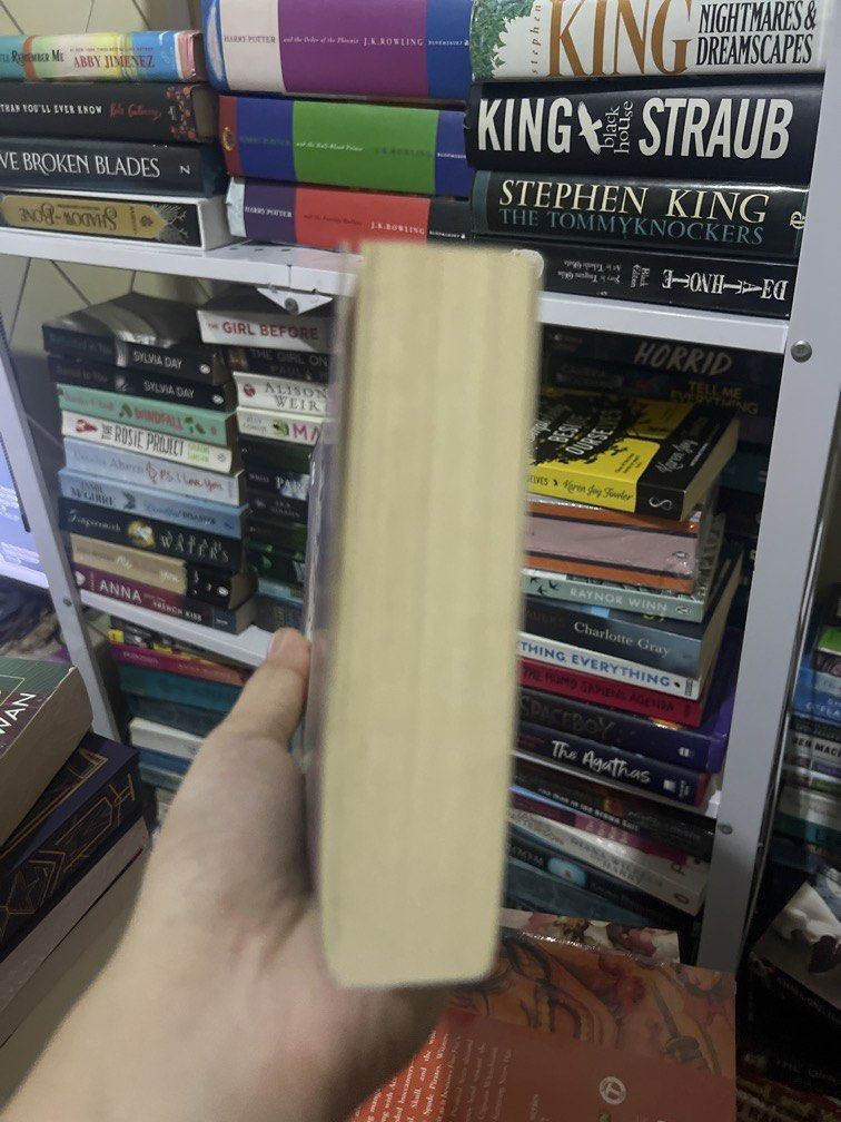 The Missus (Category: Storybooks) located in Gapan. Submitted by booknest (Listing ID 1468176415, Image 3). Description: .