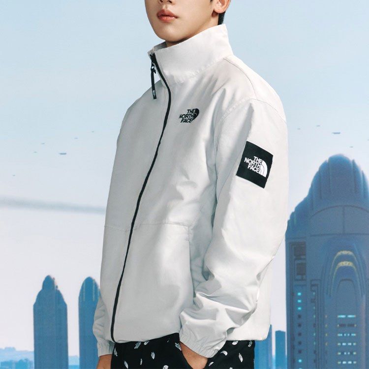THE NORTH FACE - SS22 Argile Wool Jacket 'Grey (Category: Coats, Jackets and Outerwear) located in Kidapawan. Submitted by fransvocal (Listing ID 1468244962, Image 1). Description: Authentic legit THE NORTH FACE WINDBREAKER ✅Dimes: 25x29(boxy type) ✅Size: xl ✅Condition: 10 ✅Color rate: 10 ✅Issue: stain not visible need wash Mahal din to pang hike niyo .