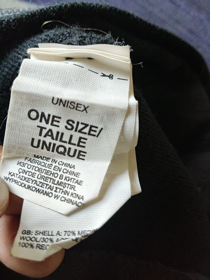 The north face beanie (Category: Beanies) located in Batangas. Submitted by eiwoh5586 (Listing ID 1468154497, Image 3). Description: .