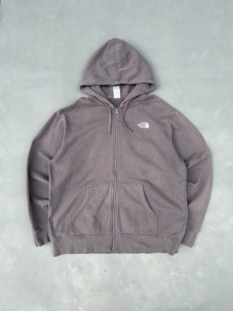 THE NORTH FACE FULL ZIP HOODIE (Category: Hoodies) located in Quezon City. Submitted by kentstuff (Listing ID 1468086555, Image 1). Description: THE NORTH FACE FULL ZIP Size XL On Tag Shoulder-Hem : 29” Pit-Pit : 25” Condition: Excellent CR: 9/10 Flaws: good fade Needwash DISCLAIMER: This is a thrifted item. All brands, logos, and trademarks belong to their rightful owners. We’re here to rehome great pieces — no brand affiliation intended..