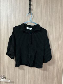 (Category: ) located in . Submitted by shircloset (Listing ID 1468169419, Image 1). Description: .