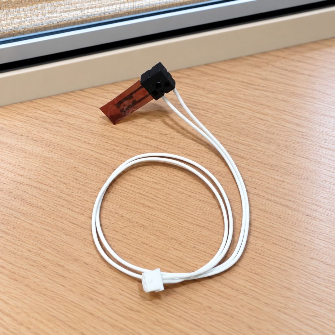 Thermistor for Ricoh Aficio MP301 (Category: Cables & Adaptors) located in Quezon City. Submitted by copieronlineinc (Listing ID 1468246520, Image 2). Description: 🌡️ THERMISTOR FOR RICOH MP301 Having fuser temperature issues? Replace a faulty thermistor with this replacement sensor for compatible Ricoh copiers. 📌 Product Details: • Product: Fuser Thermistor / Temperature Sensor • Compatible Model: Ricoh Aficio MP 301 • Quantity: 1 pc / box • C