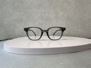(Category: ) located in . Submitted by pop.optical (Listing ID 1468140856, Image 1). Description: .