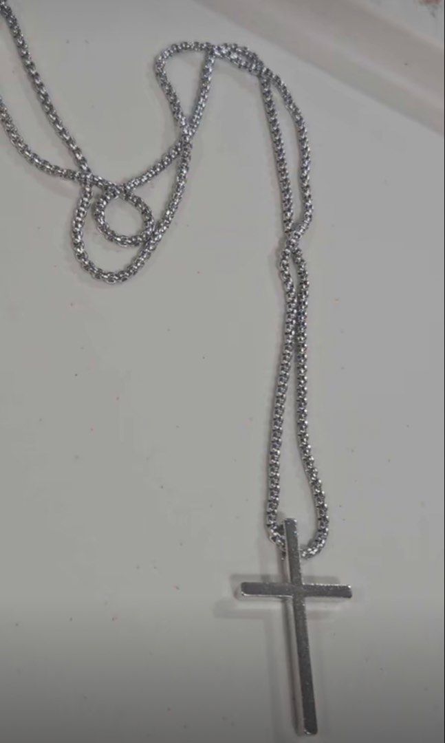 Thick stainless necklace crucifix (Category: Necklaces) located in Manila. Submitted by vintageaccessories (Listing ID 1468192498, Image 1). Description: .