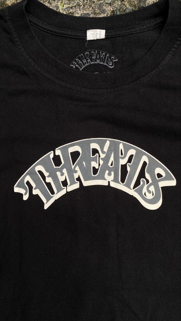 Threats shirt (Category: Tshirts & Polo Shirts ) located in Quezon City. Submitted by noturtypicalthirft (Listing ID 1468153495, Image 2). Description: Threats shirt size 4xl fittings Xl due to small sizing 25x31 length 8/10 condi 750 pesos qc loc.