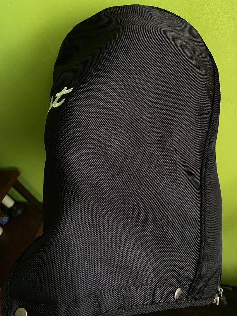 Titleist golf bag head cover (Category: Golf) located in Caloocan City. Submitted by the_good_item05 (Listing ID 1468178417, Image 2). Description: price 650 contact me for fast transaction 09686326061.