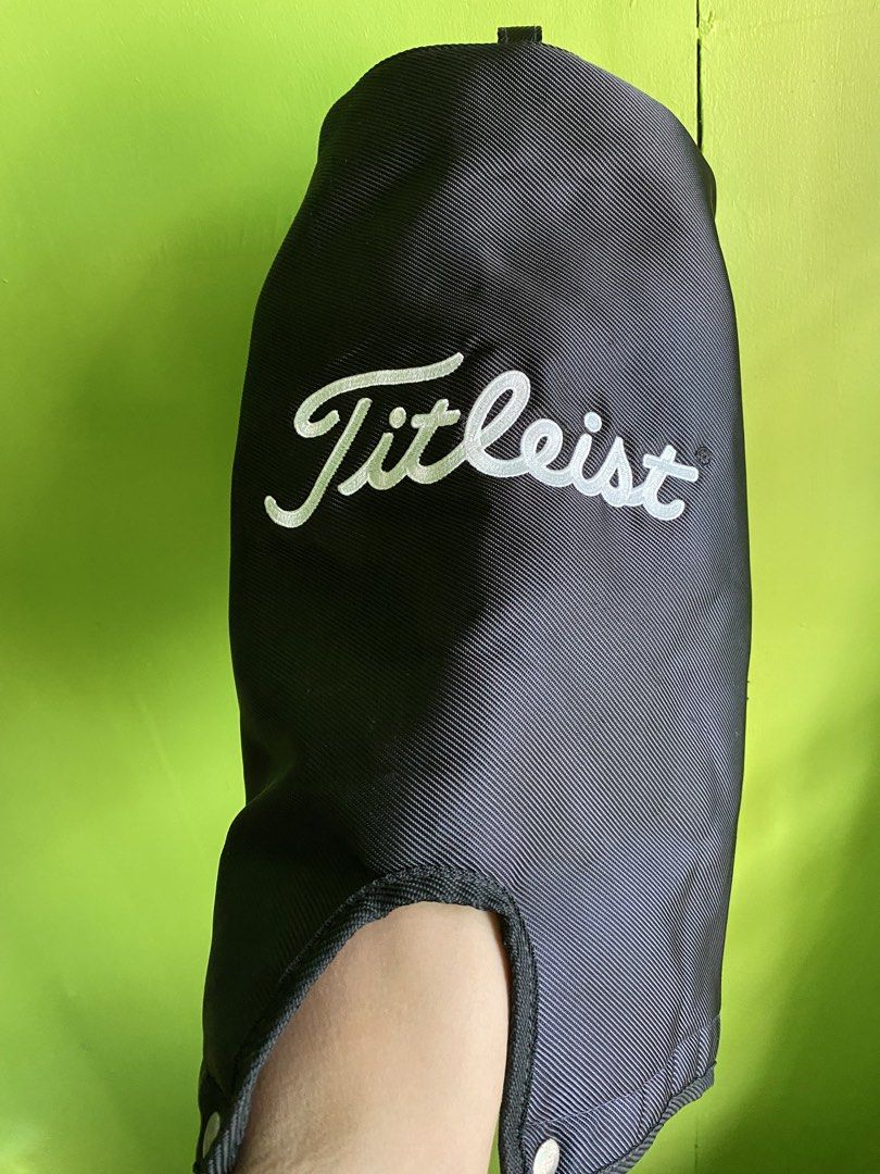 Titleist golf bag head cover (Category: Golf) located in Caloocan City. Submitted by the_good_item05 (Listing ID 1468178417, Image 1). Description: price 650 contact me for fast transaction 09686326061.