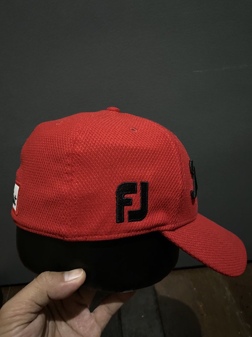 Titleist golf cap new (Category: Golf) located in Caloocan City. Submitted by the_good_item05 (Listing ID 1468178584, Image 2). Description: not in used new Price 1,250 only.
