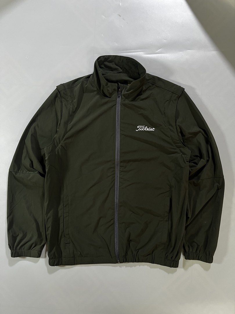 Titleist Jacket (Category: Coats, Jackets and Outerwear) located in Cebu City. Submitted by lottaloots.ceb14 (Listing ID 1468236764, Image 1). Description: Titleist Jacket In excellent condition No issues Size L Dimensions: 21x27 Color rate: 9.9/10 999 + Shipping fee Location: Cebu.
