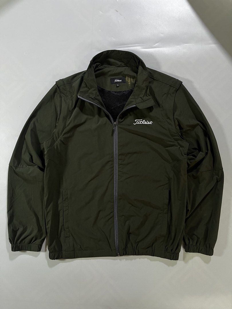 Titleist Jacket (Category: Coats, Jackets and Outerwear) located in Cebu City. Submitted by lottaloots.ceb14 (Listing ID 1468236764, Image 3). Description: Titleist Jacket In excellent condition No issues Size L Dimensions: 21x27 Color rate: 9.9/10 999 + Shipping fee Location: Cebu.