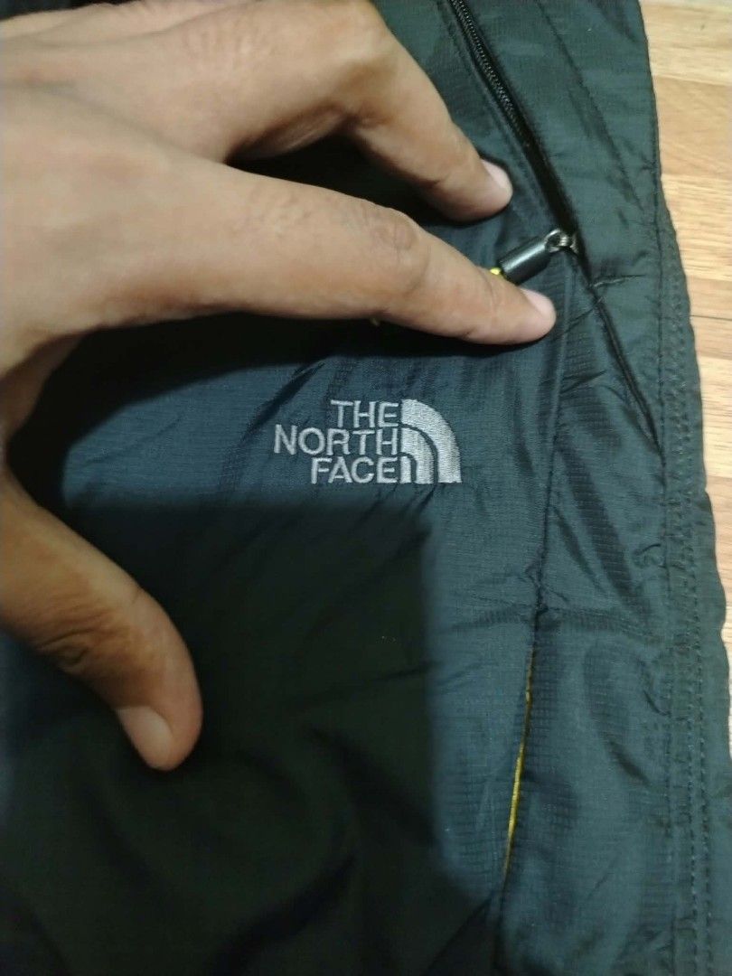 Tnf summit series trackpans (Category: Joggers) located in Lal-Lo. Submitted by keenlion_7de5f3 (Listing ID 1468198614, Image 2). Description: -Dimes:34W by 41L -Issue:none -good condition -negotiable -+sf -Payment first before ship -Mop:GCush -Ship by jnt.