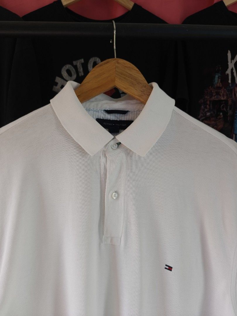 Tommy Hilfiger LS (Category: Longsleeves) located in Toledo. Submitted by goldendogs (Listing ID 1468217852, Image 2). Description: Asnew condition XL fit Authentic No flaw.