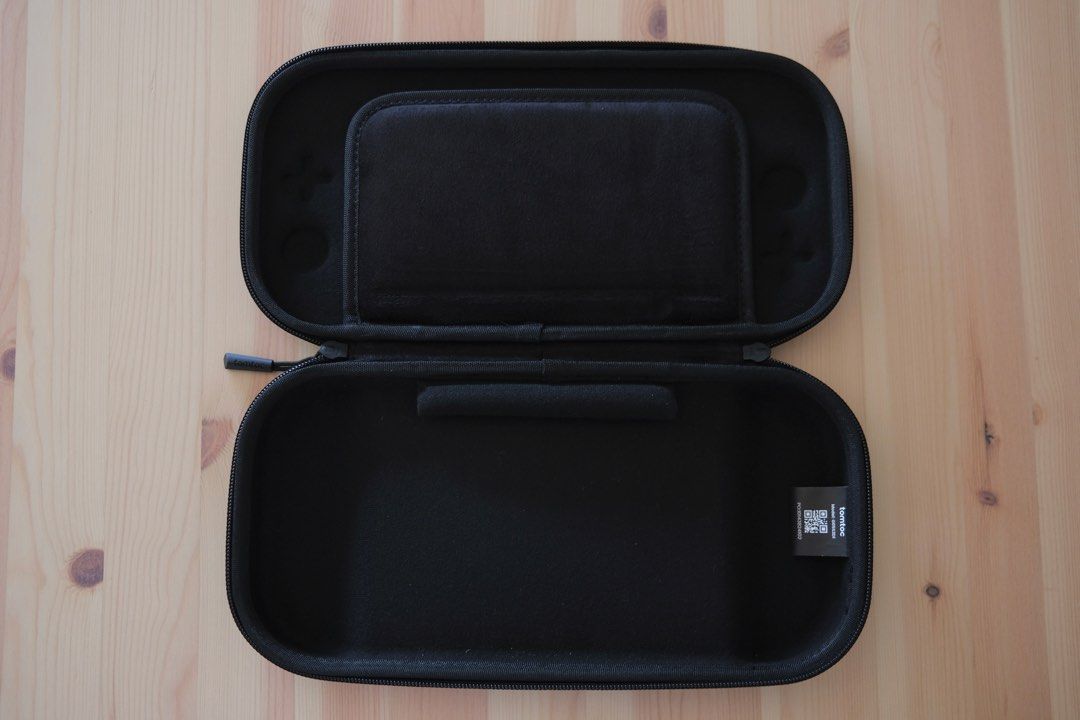 Tomtoc Switch 2 Case (Category: Cases & Covers) located in Quezon City. Submitted by nc0897 (Listing ID 1468098454, Image 3). Description: In good condition, like new For Switch 2 Can ship via lalamove .