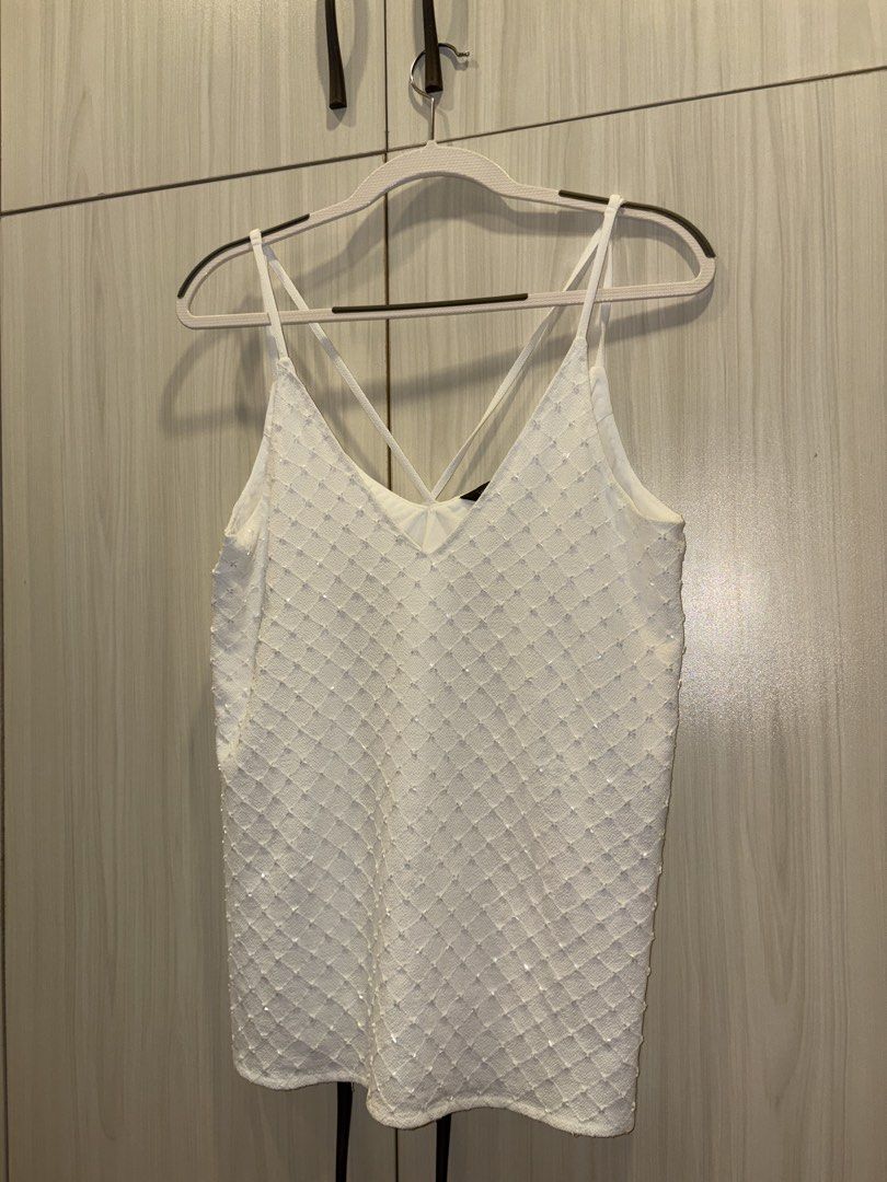 Topshop Rhinestone Top (Category: Sleeveless) located in Antipolo. Submitted by maiplus (Listing ID 1468248961, Image 1). Description: Size L — fits M-L frame adjustable straps no flaws.