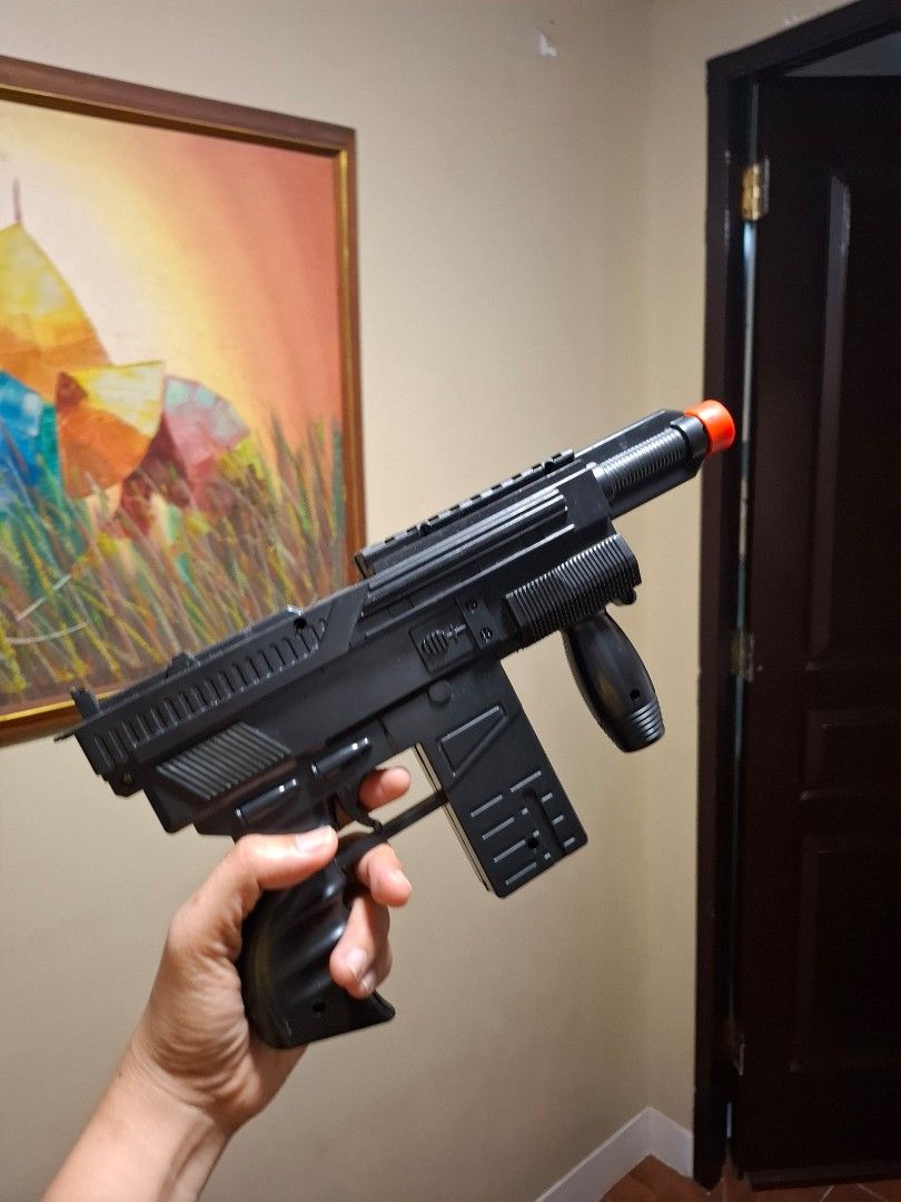 TOY GUN (Category: Action & Battle Toys) located in Marikina City. Submitted by maderconsee (Listing ID 1468281099, Image 2). Description: .