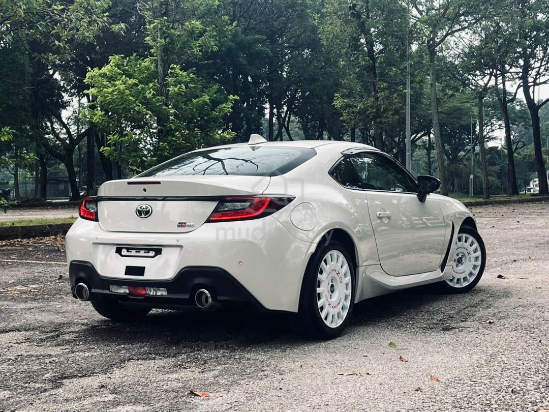 Toyota GR86 RZ, Cars, Cars for Sale on Carousell
