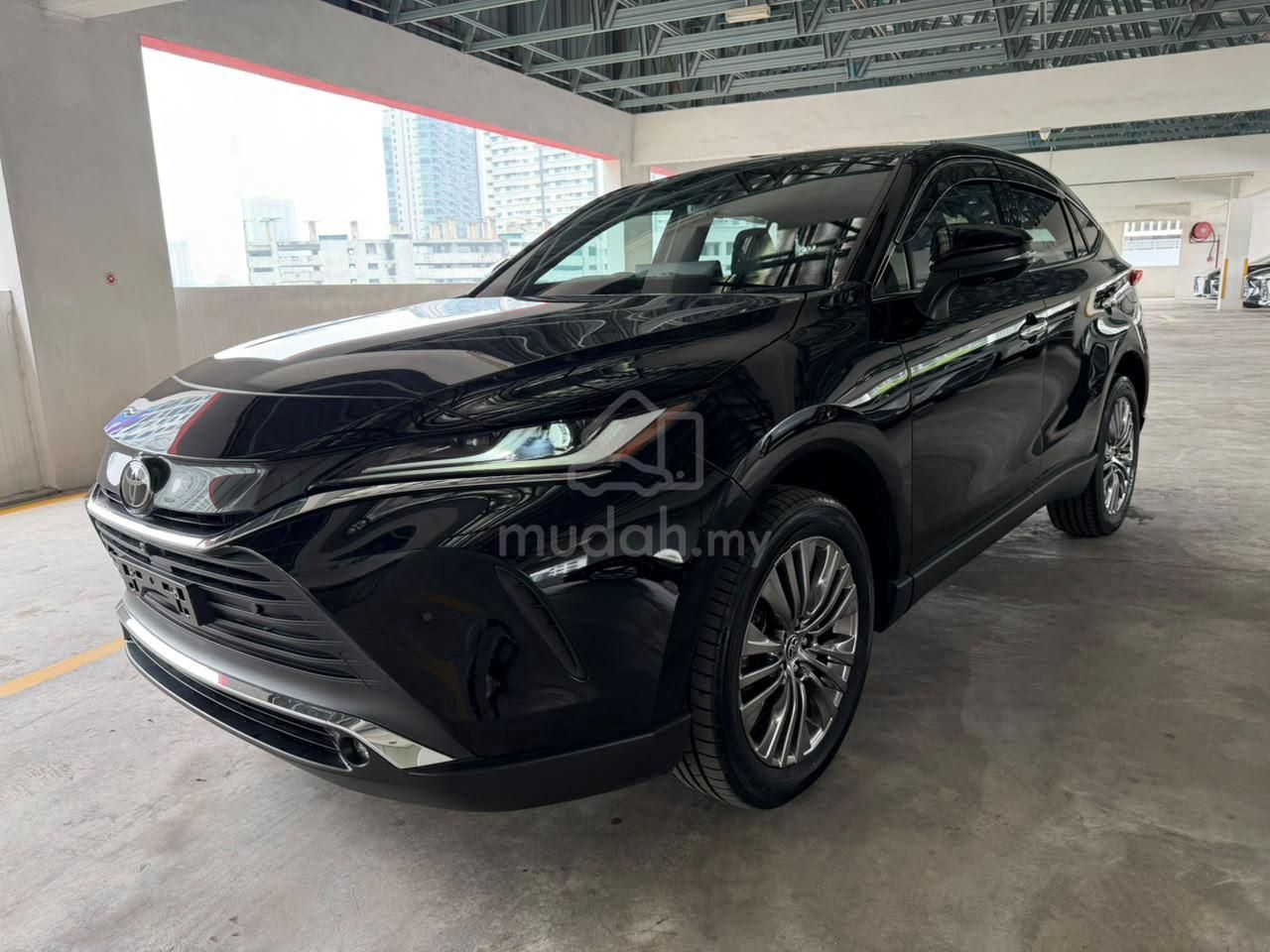 Toyota Harrier Z, Cars, Cars for Sale on Carousell