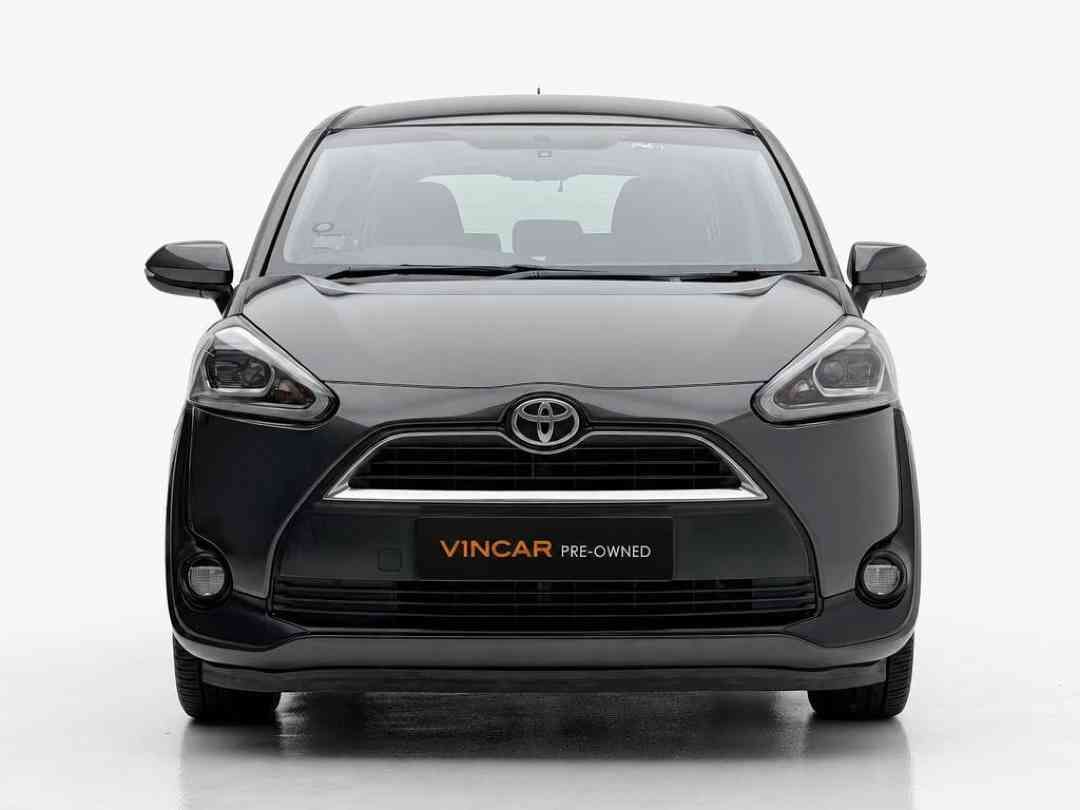 Toyota Sienta 1.5 Elegance (A) (Category: Used Cars) located in Singapore. Submitted by vincar_pre-owned (Listing ID 1468213115, Image 1). Description: 1 owner, low road tax and fuel consumption! One of the most popular MPVs with dual sliding doors and comfortable seating for 7 pax. Contact us today to arrange a viewing for this unit at the V1ncar pre-owned showroom now! Features: Powered by 1.5L 4 cylinder inline 16 valve DOHC dual VVT-I engine 