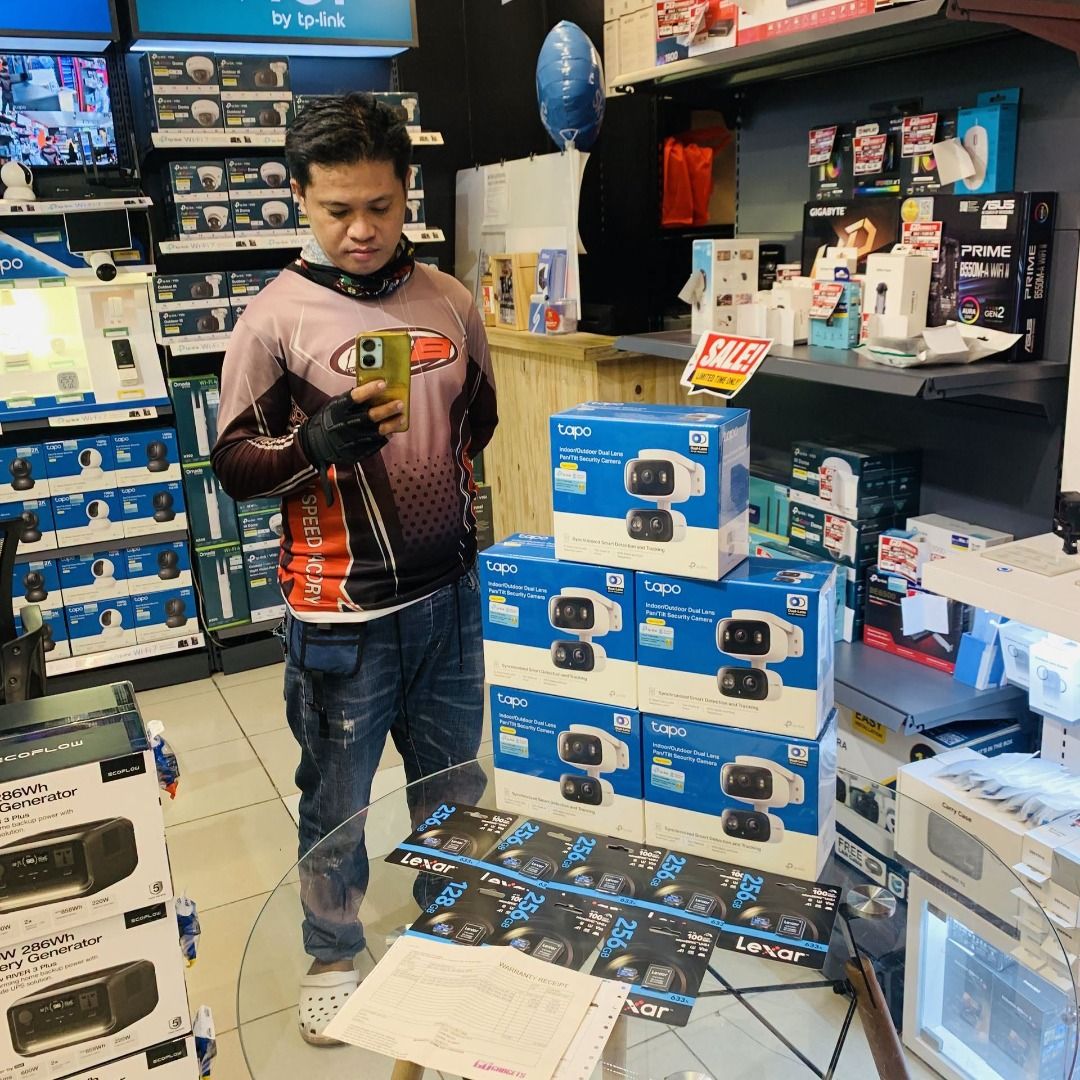 TP-LINK TAPO SMART CAMERAS (Category: Security Systems & CCTV Cameras) located in Makati City. Submitted by eckang12 (Listing ID 1468140569, Image 2). Description: - Suitable for: ✔ Homes ✔ Stores ✔ Offices ✔ Warehouses ✔ Small businesses.