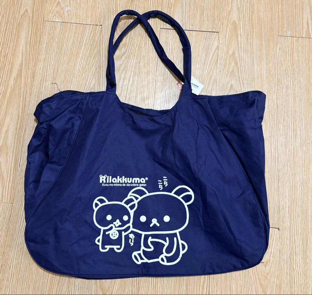 Traveling beach overnight bag (Category: Tote Bags) located in Koronadal. Submitted by bulilitfam (Listing ID 1468068916, Image 3). Description: Ukaysource Handbag / shoulder traveling bag Likenew Malaki to Approx 22x15x7”.