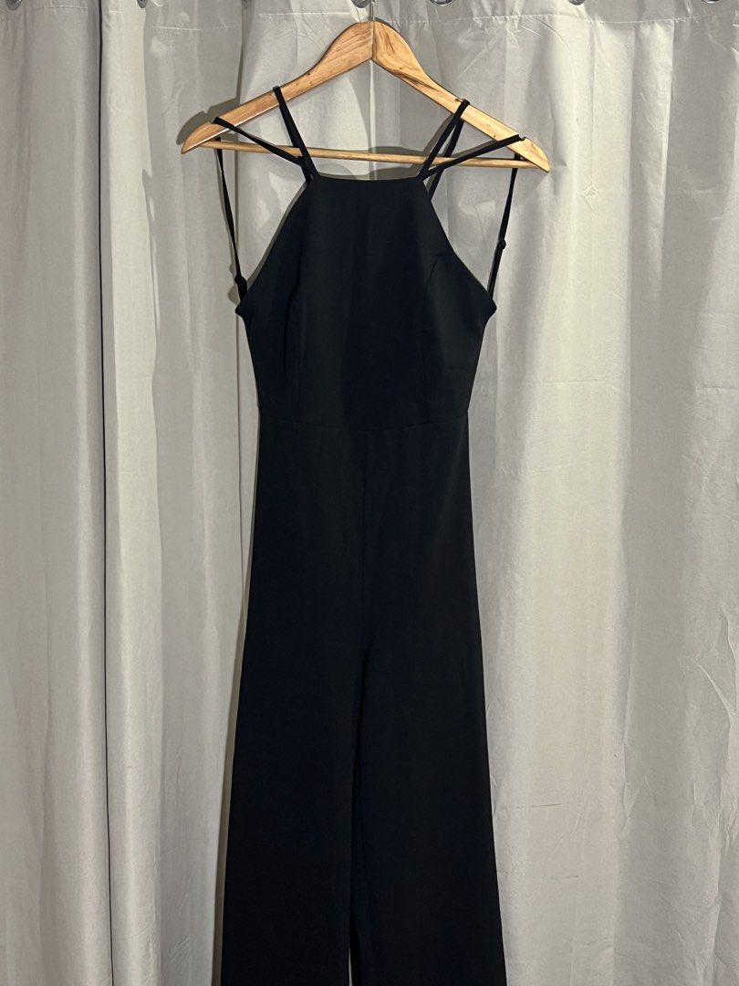 Trendyol Black wide leg jumpsuit (Category: Jumpsuits) located in Las Pinas. Submitted by jilanah (Listing ID 1468208901, Image 2). Description: .