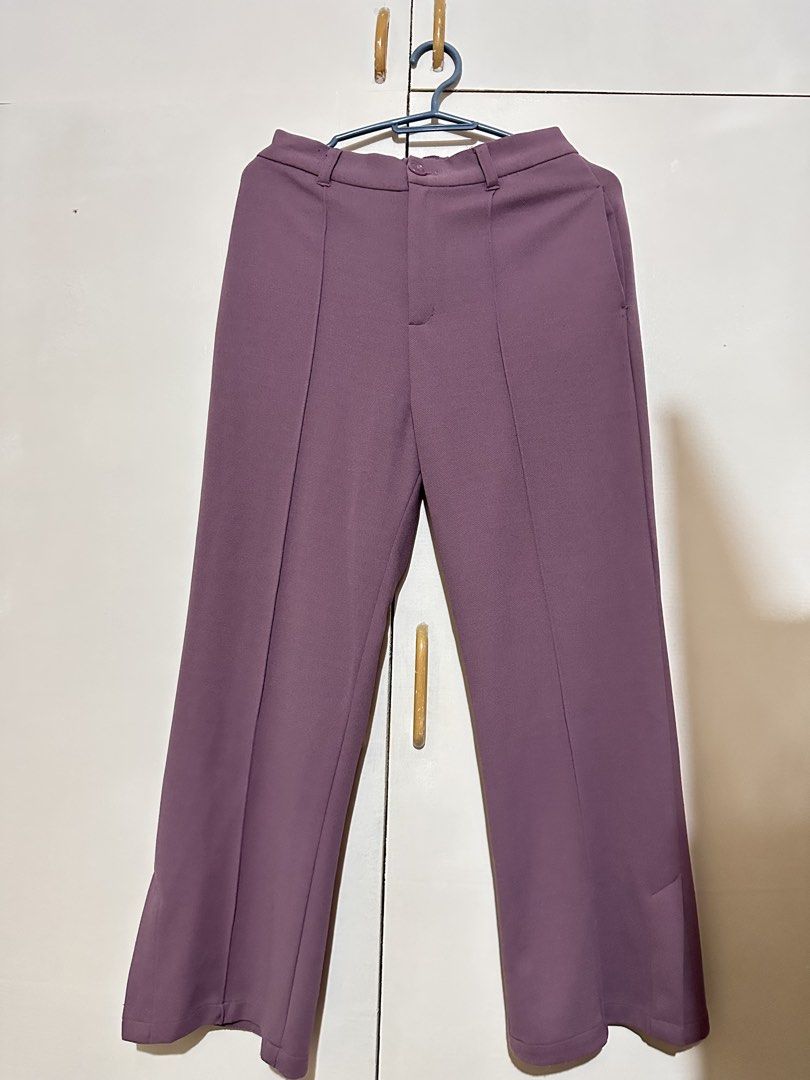 Trouser pants (Category: Other Bottoms) located in Tandag. Submitted by kawaiispreloved (Listing ID 1468231465, Image 1). Description: 26-27.