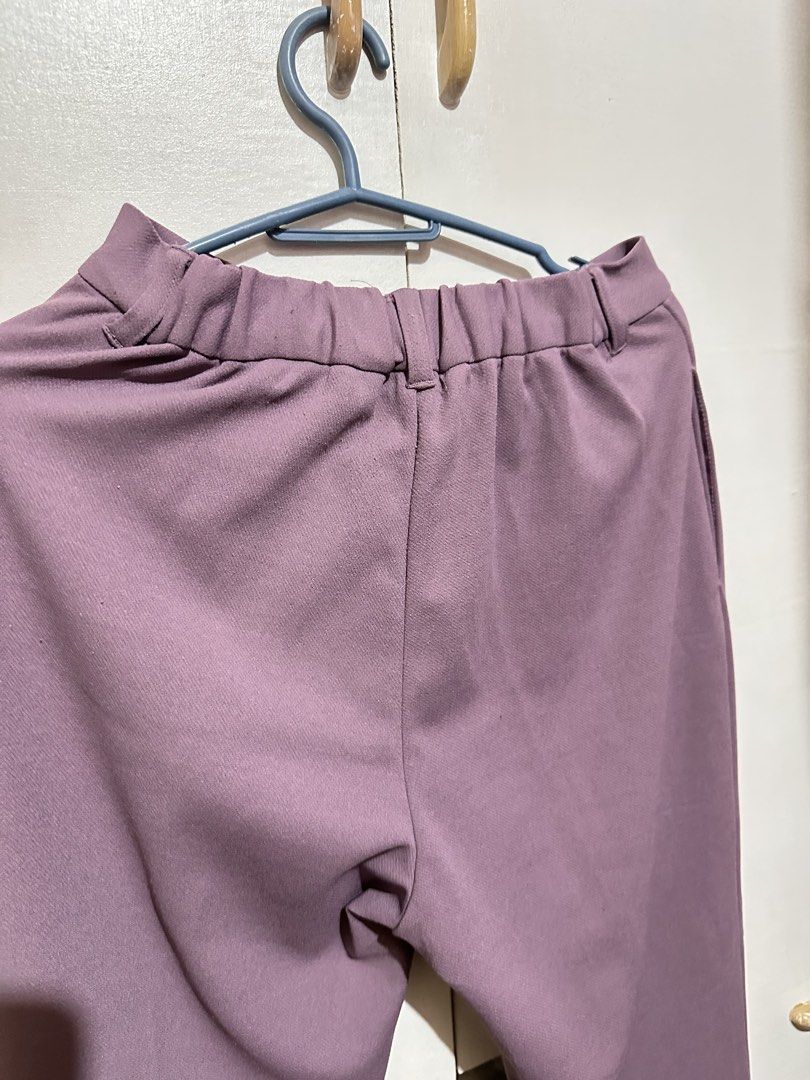 Trouser pants (Category: Other Bottoms) located in Tandag. Submitted by kawaiispreloved (Listing ID 1468231465, Image 2). Description: 26-27.
