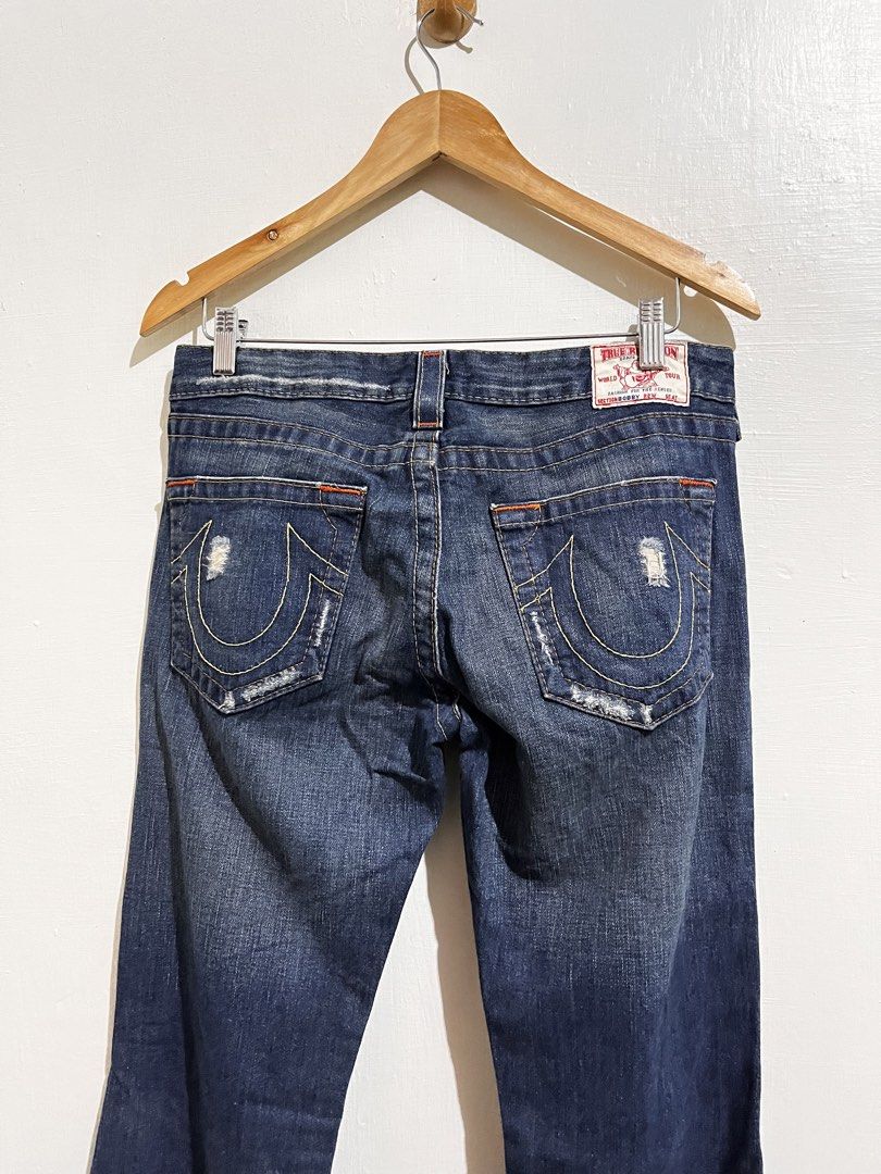 TRUE RELIGION DISTRESSED FLARED JEANS (Category: Jeans) located in Sagay. Submitted by jan_arvene (Listing ID 1468214374, Image 3). Description: 📌 True religion distressed flared jeans 32” waistline 40” length Please see pics Pm.