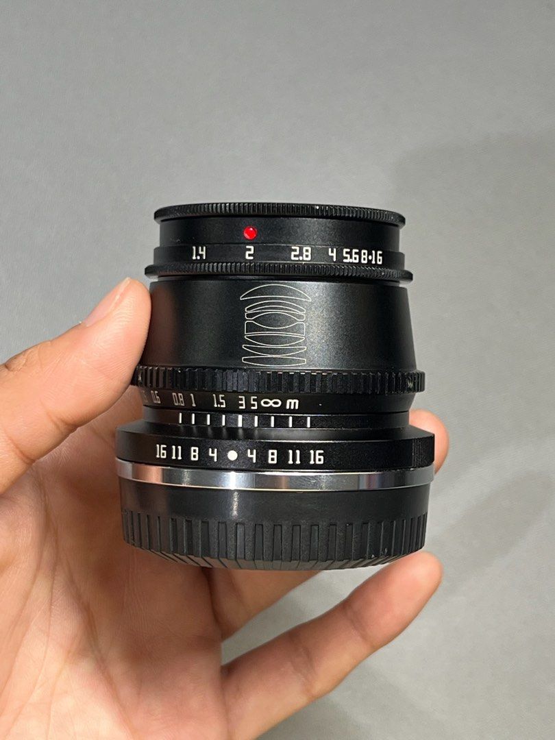 TTArtisan 35mm f1.4 FX Mount (Category: Lens & Kits) located in Malabon City. Submitted by enricogomez (Listing ID 1468174079, Image 1). Description: TTArtisan 35mm f1.4 FX Mount • brand new condition • no issue • for Fujifilm X Mount • manual lens 📍Malabon Sports Complex (Oval).
