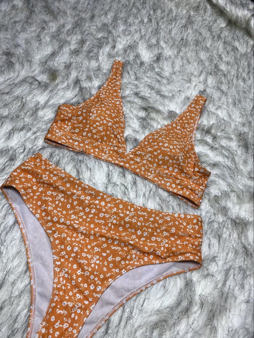 Two piece Bikini swimsuit (medium) (Category: Bikinis & Swimsuits) located in Manila. Submitted by csjlgen (Listing ID 1468149287, Image 3). Description: .