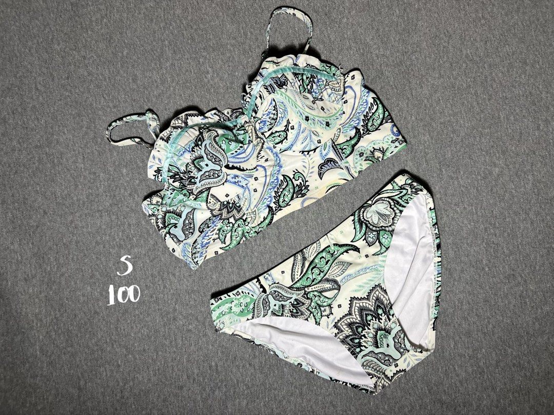 Two piece ruffled bikini (Category: Bikinis & Swimsuits) located in Las Pinas. Submitted by jilanah (Listing ID 1468204662, Image 1). Description: .