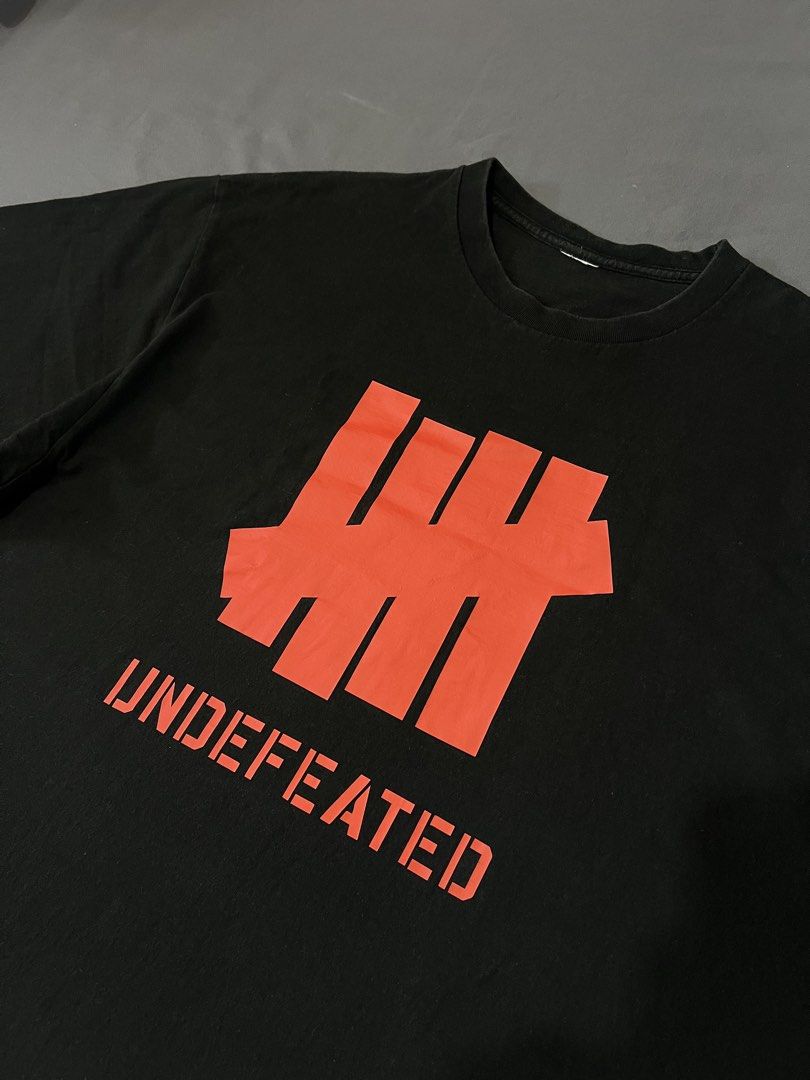 UNDEFEATED logo shirt (Category: Tshirts & Polo Shirts ) located in Batangas. Submitted by thegudoldays (Listing ID 1468145733, Image 2). Description: Available !!! Undefeated logo shirt Size XL Dimes 23" x 33" In verygood condition Cut tags ₱850 only.