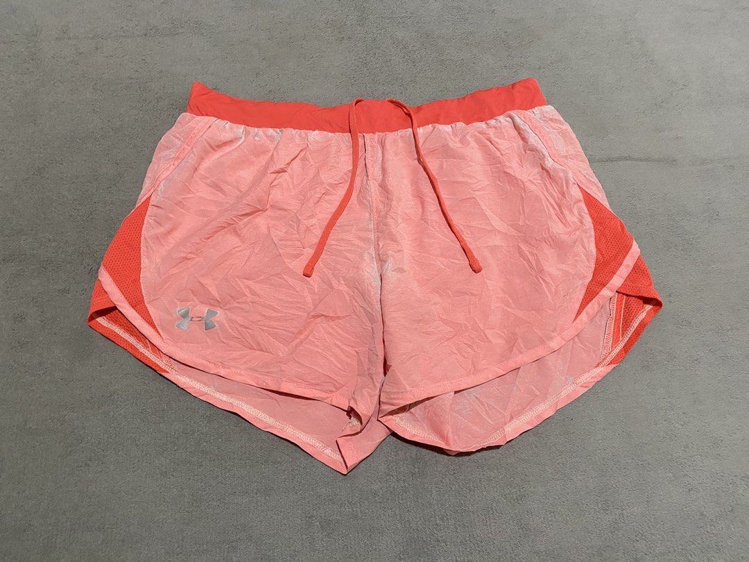 Under amour running shorts (Category: Shorts) located in Tabaco. Submitted by centthrif55361 (Listing ID 1468230946, Image 1). Description: UA running shorts Medium W:28-30 L:11 very good condition Color rate 9,2/10 need wash.