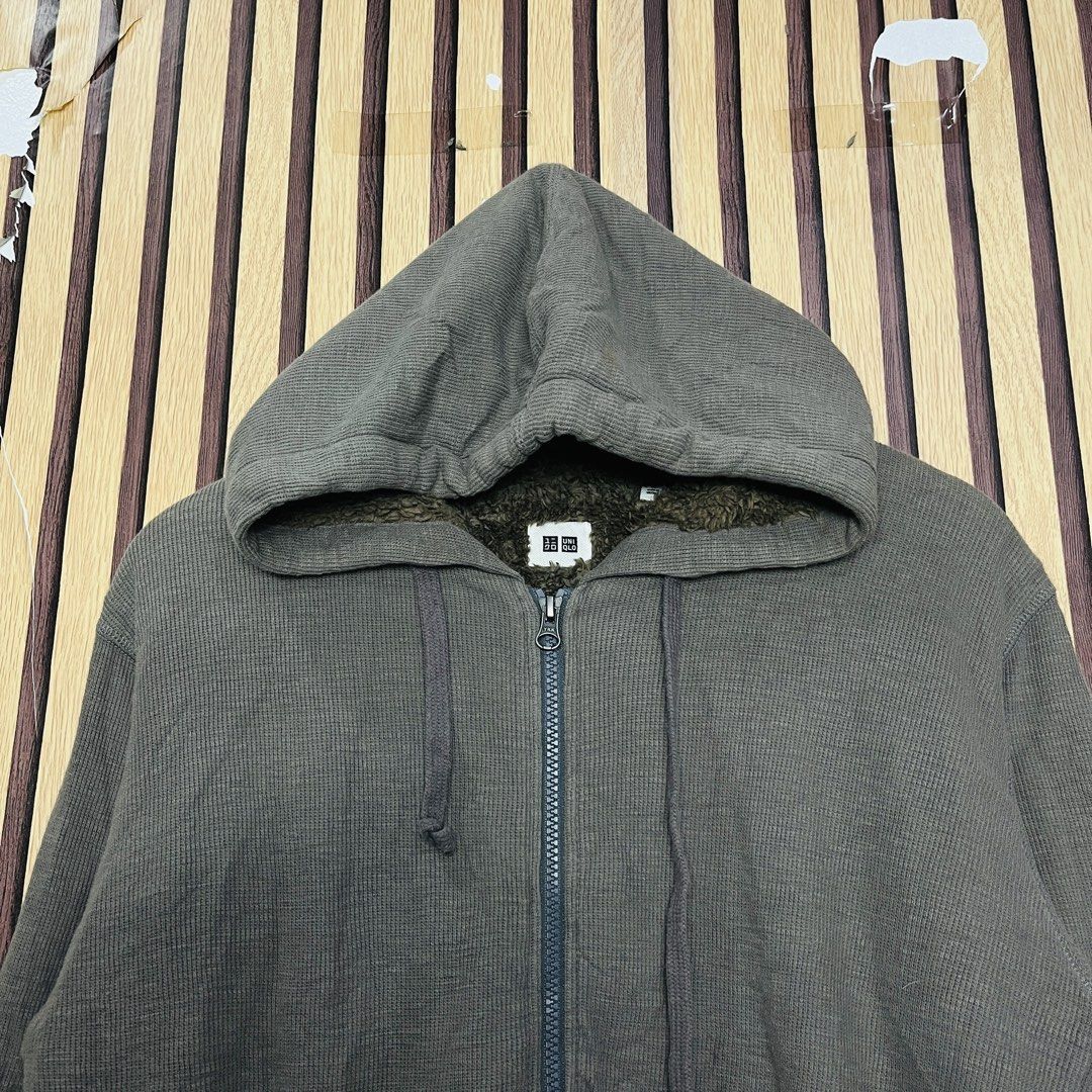 UNIQLO GORPCORE MILITARY SKATER GRUNGE FLEECE SHERPA LINED THICK HOODED JACKET BROWN MEDIUM 23x26 (Category: Coats, Jackets and Outerwear) located in Dasmarinas. Submitted by yg_supplies (Listing ID 1468140488, Image 3). Description: > PRE-LOVED / NEEDS WASHING. NO OTHER ISSUES. UNIQLO GORPCORE MILITARY SKATER GRUNGE FLEECE SHERPA LINED THICK HOODED JACKET BROWN MEDIUM 23x26 #uniqloph #uniqloboafleece #sherpahoodie #waffleknit #gorpcoreph #milita