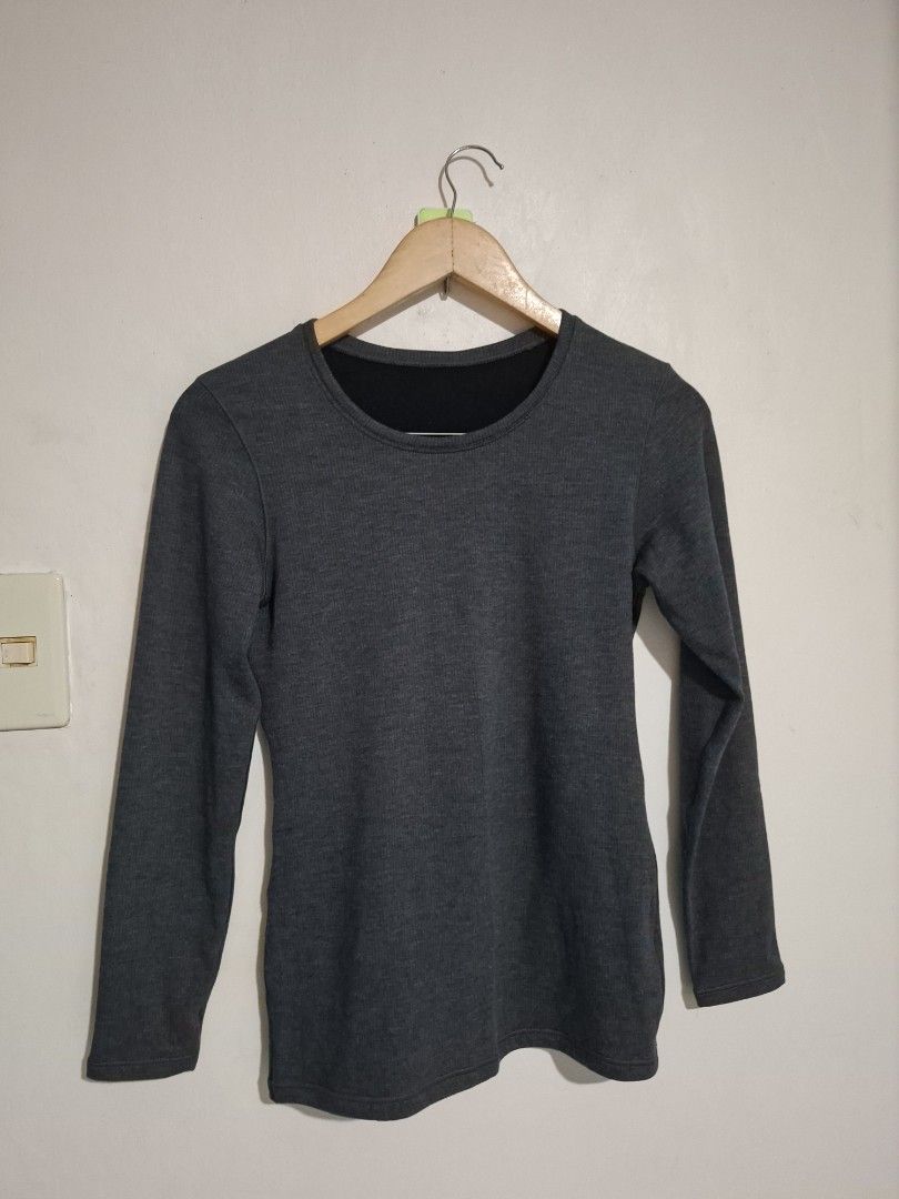 Uniqlo heattech ultrawarm M (Category: Longsleeves) located in Subic. Submitted by petitecorner22 (Listing ID 1468172544, Image 1). Description: no more haggling please.